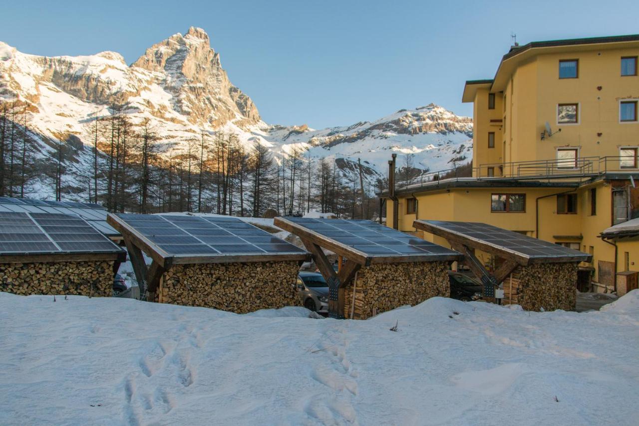 Apartments Suites Lac Bleu Брей-Червиния Экстерьер фото