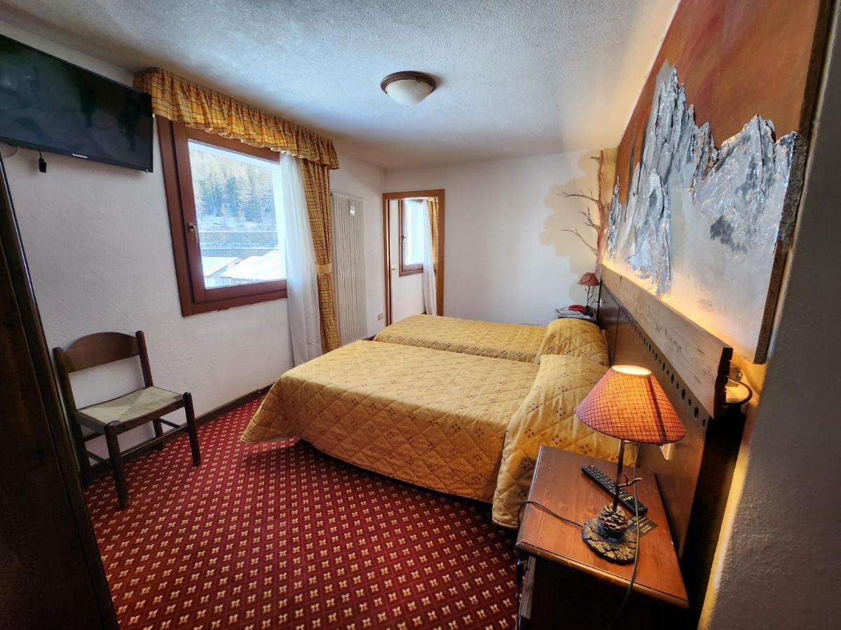 Apartments Suites Lac Bleu Брей-Червиния Экстерьер фото