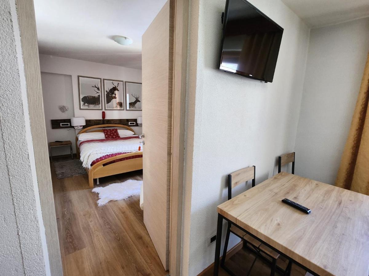 Apartments Suites Lac Bleu Брей-Червиния Экстерьер фото