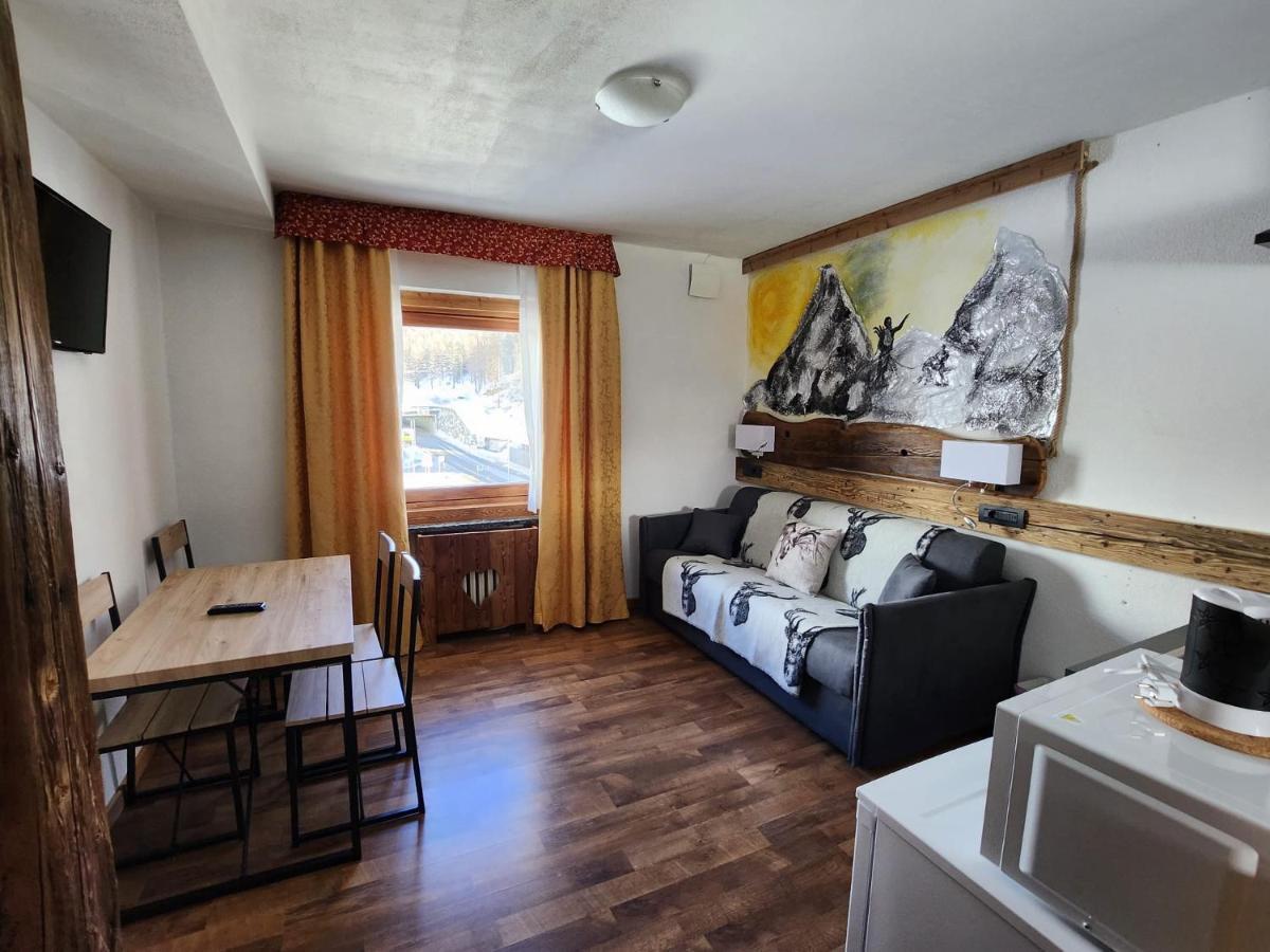 Apartments Suites Lac Bleu Брей-Червиния Экстерьер фото